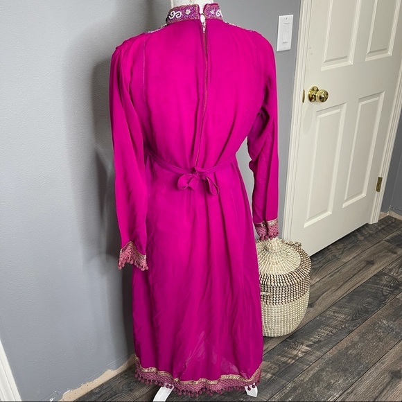 Pakistani / Indian Anarkali Modila Purple Dress Beaded Embroidered Medium - Picture 3 of 5